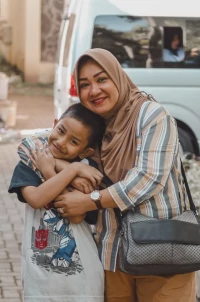 Ibu Delima : Ibunya Putra